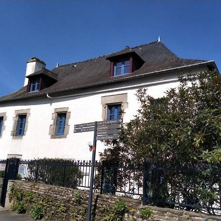 La Cour Des Ursulines Hotel Josselin Bagian luar foto