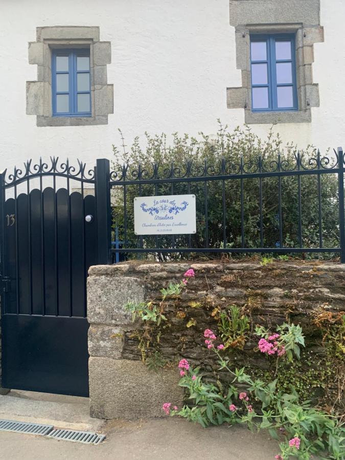 La Cour Des Ursulines Hotel Josselin Bagian luar foto